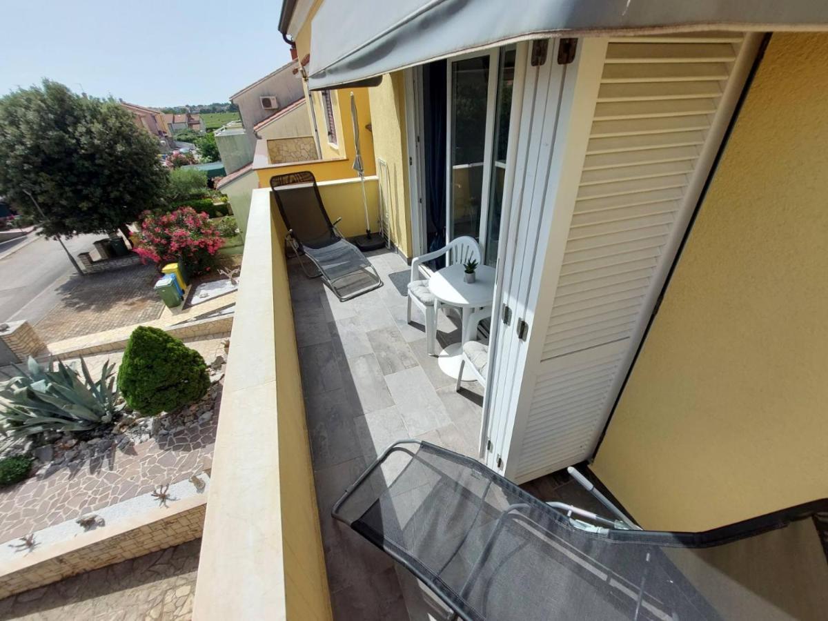Kadenca Apartman Umag Kültér fotó